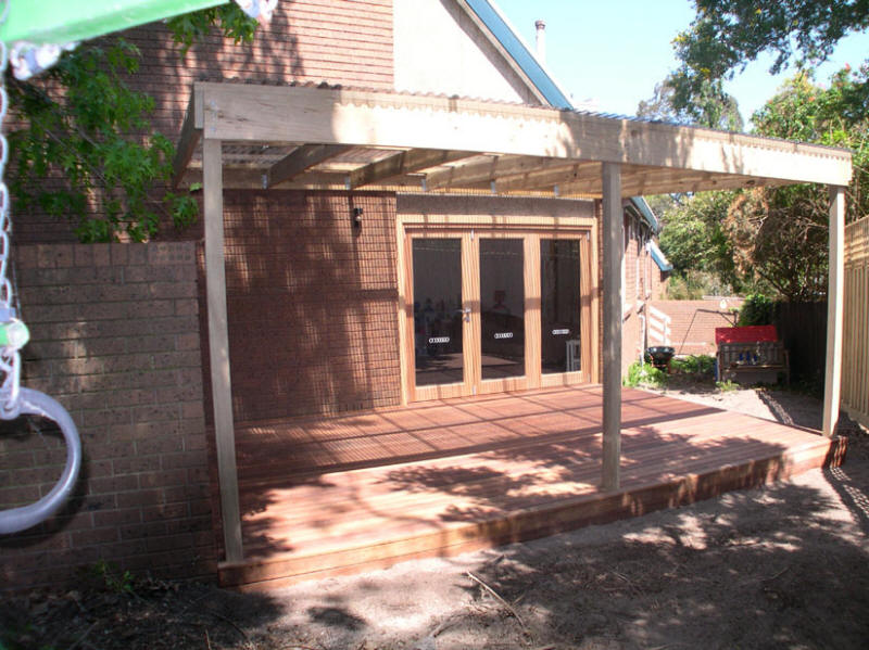 Timber Bi-Fold Doors